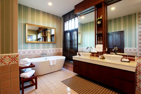 S Class Suite | Bathroom | Separate tub and shower, rainfall showerhead, designer toiletries