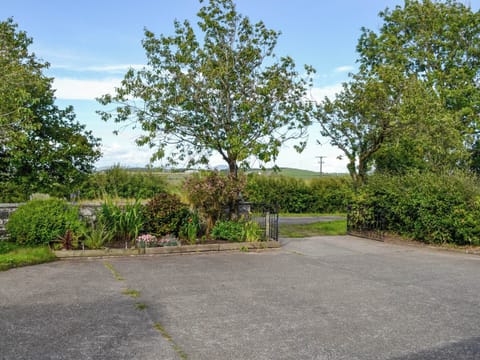 Parking | Culbae Cottage, Newton Stewart