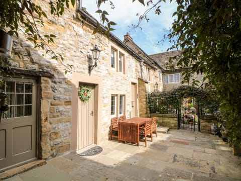 Cottage | Property grounds