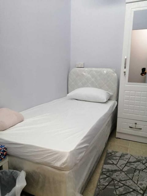 Standard Single Room | Free WiFi, bed sheets