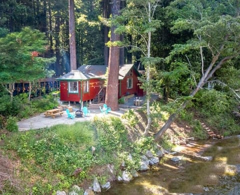 Look how private and welcoming