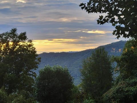 Sunrise from Hickory Ridge Getaway