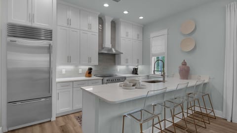 Resting Beach Face Kitchen