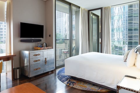 Standard Room, 1 King Bed, Balcony | Premium bedding, in-room safe, individually decorated