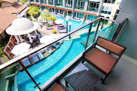 Superior Room, Pool View | Balcony
