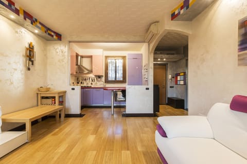 Living Room looking at the kitchenette