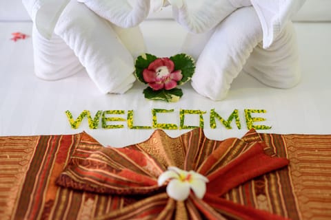 Deluxe Double or Twin Room, Pool View | Minibar, in-room safe, desk, free WiFi