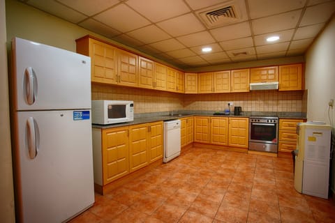 Superior Suite, 2 Bedrooms, Pool Access | Private kitchen | Full-size fridge, microwave, oven, dishwasher