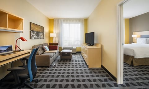 Suite, 1 Bedroom | Premium bedding, pillowtop beds, in-room safe, desk
