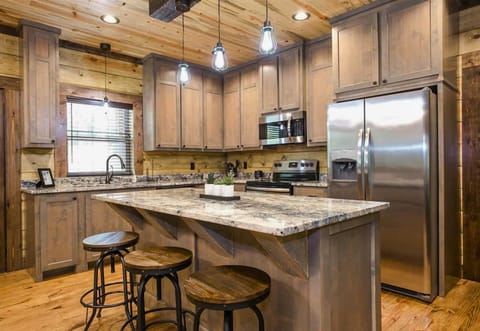 Gather, cook, and celebrate in a kitchen that’s as inviting as it is functional.