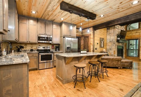 Modern meets rustic in this beautiful kitchen, ready for your culinary adventures.