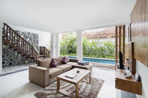 Villa, 3 Bedrooms, Private Pool | Living room | LCD TV, fireplace