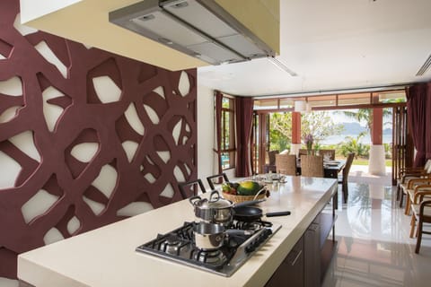 Villa, 5 Bedrooms | Private kitchen | Fridge, microwave, coffee/tea maker, highchair