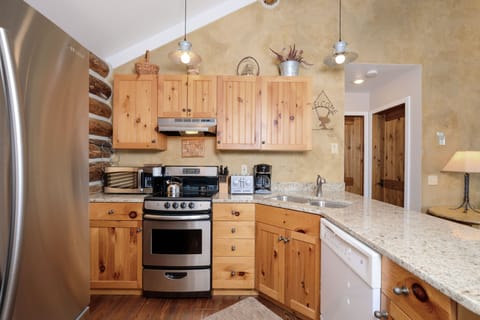 Cook your favorite meal with your favorite people | Kitchen