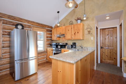 Lots of counter space for cooking | Kitchen