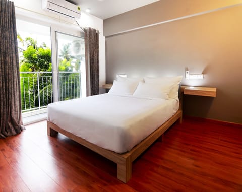 Standard Room | Premium bedding, pillowtop beds, in-room safe, individually furnished