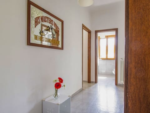 Property, Picture Frame, Building, Interior Design, Wood, Paint, House, Flooring, Art, Floor