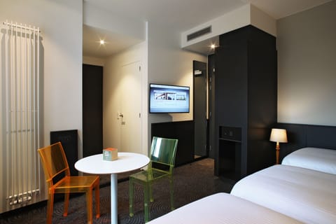 In-room safe, desk, cribs/infant beds, free WiFi