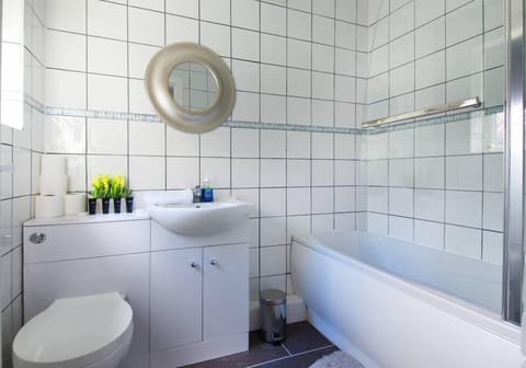 9d481df9 6c9e 4c8e 9515 cc03a0ce01a1