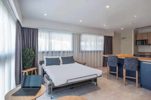 Apartment | Desk, laptop workspace, free WiFi, bed sheets