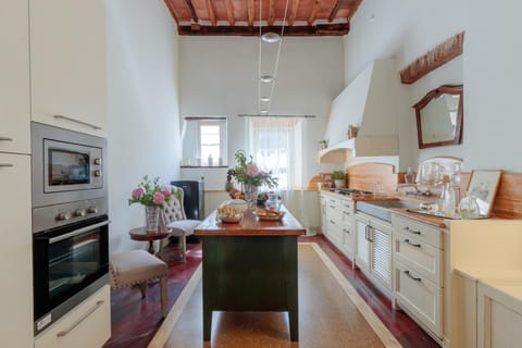 Apartment | 8 bedrooms