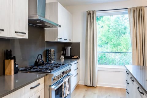 Spacious And Fully Equipped Kitchen