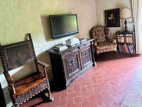 Matrimonial Room Baldacchino 