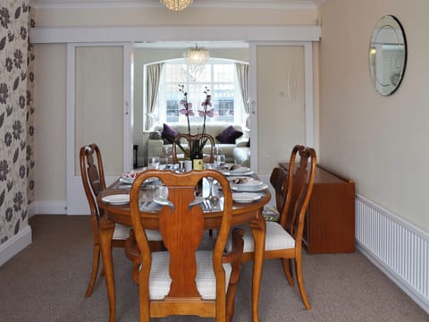 Dining room | No.19, Filey