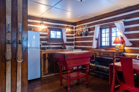 Classic Cabin, 1 Bedroom, Mountain View, Mountainside | Private kitchen | Full-size fridge, oven, stovetop, coffee/tea maker