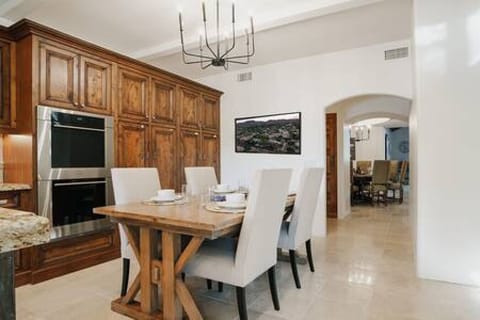 Dining Area 1 (Seating for 4)