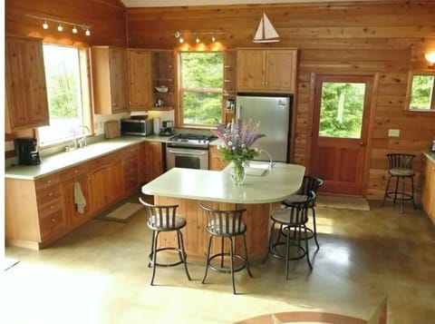 Compass Rose kitchen