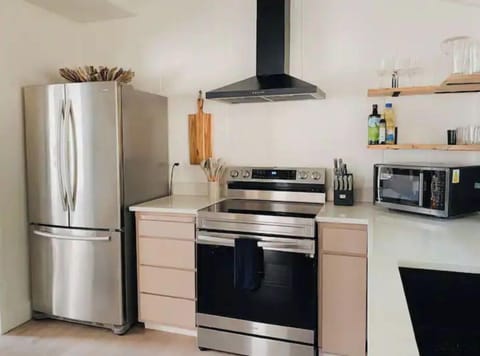 New electric range which features Air Fry mode