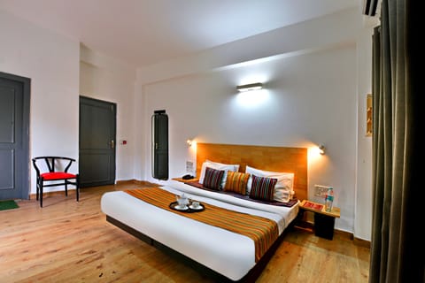 Classic Room | Egyptian cotton sheets, premium bedding, Select Comfort beds, free WiFi