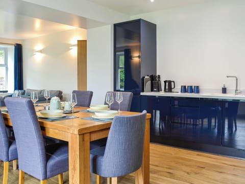 Kitchen/diner | Druids Knowe, Glenesk