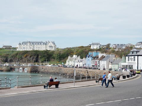 Surrounding area | Seaviews and Hot Tub at Admirals Anchor, Portpatrick