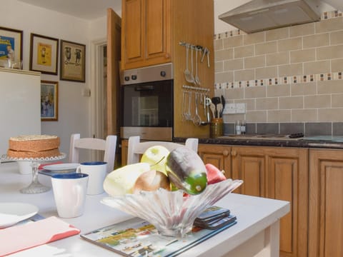 Kitchen/diner | The Loft - Gunns Apartments, Lynton