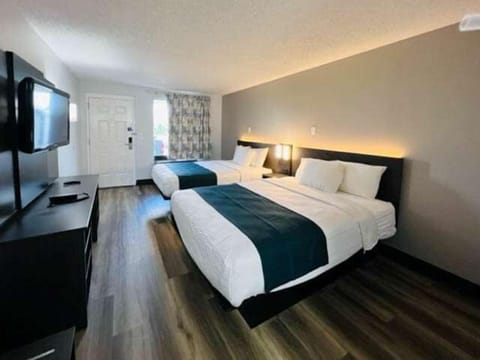 Deluxe Room, 2 Queen Beds, Non Smoking, Refrigerator & Microwave | Blackout drapes, WiFi, bed sheets