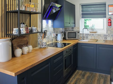 Kitchen | Tyglyn Cottage, Ciliau Aeron, near Lampeter