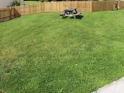 Garden | Preselli View Cottage - Coastal View Cottages, Ludchurch, near Narberth