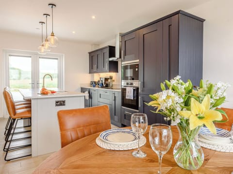 Dining Area | Apple Blossom Cottage - Coastal View Cottages, Ludchurch, near Narberth