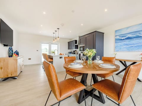 Dining Area | Apple Blossom Cottage - Coastal View Cottages, Ludchurch, near Narberth