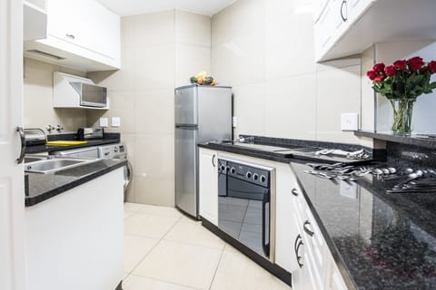 Superior Apartment, 3 Bedrooms, Sea View | Private kitchen | Full-size fridge, microwave, oven, stovetop