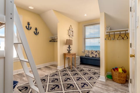 2nd Floor Bunk room Gulf view