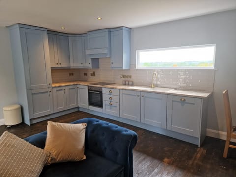 Superior Cottage, Private Bathroom | Shared kitchen