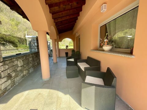 Picture Frame, Property, Furniture, Table, Couch, Comfort, Interior Design, Wood, Lighting, Floor