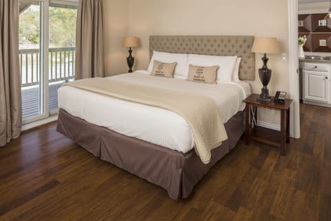 Family Suite, 2 Bedrooms, Courtyard View | Premium bedding, pillowtop beds, in-room safe, individually decorated