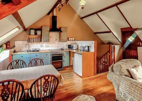 Cerrig Cottage - Garnffrwd Park, Pontyberem, Carmarthenshire