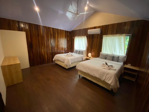 Villa 4PX | Free WiFi, bed sheets