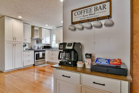 Kitchen coffee station