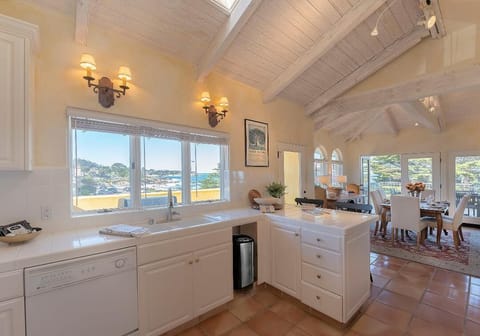 Fully Equipped Kitchen has an Ocean View Too!